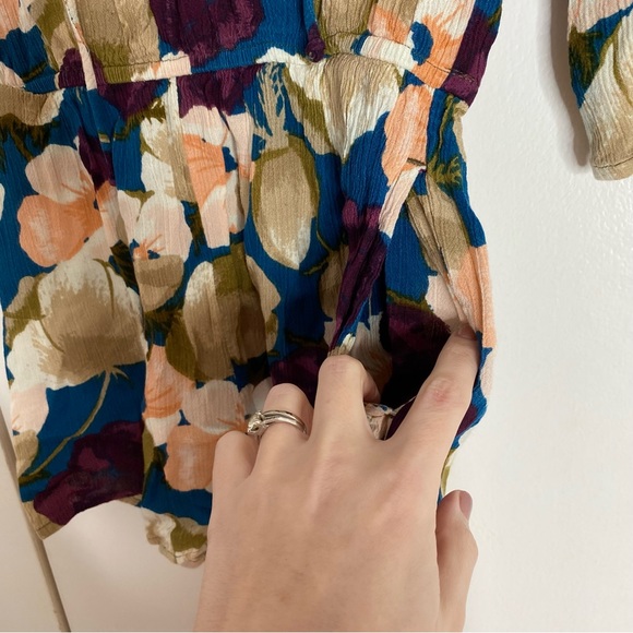 O’Neill Floral Romper with pockets - Picture 7 of 11